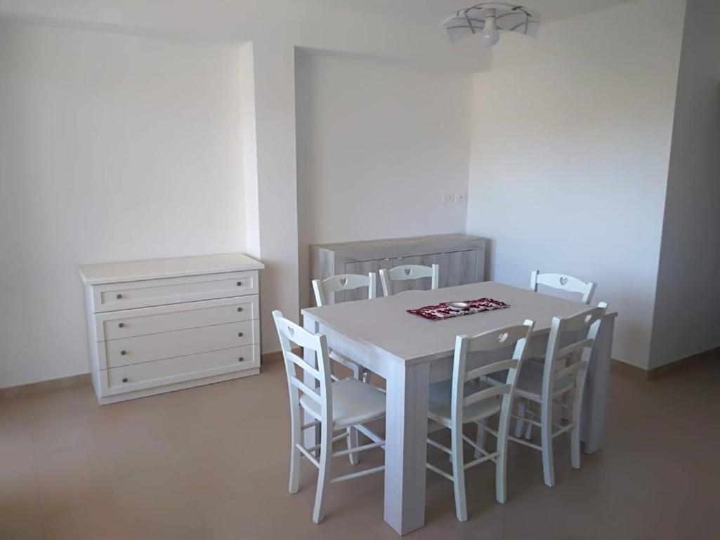 Casa Speranza Apartment Олбия Екстериор снимка